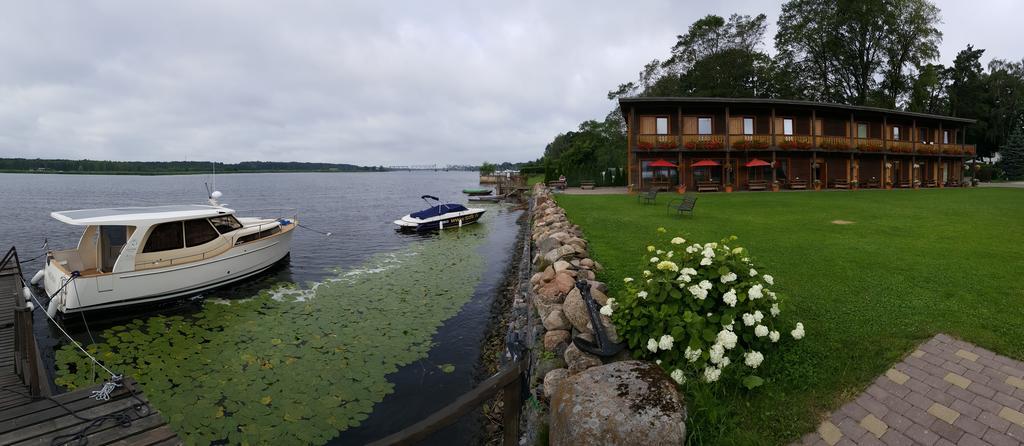 Guest House And Camping Jūrkalne Exteriér fotografie