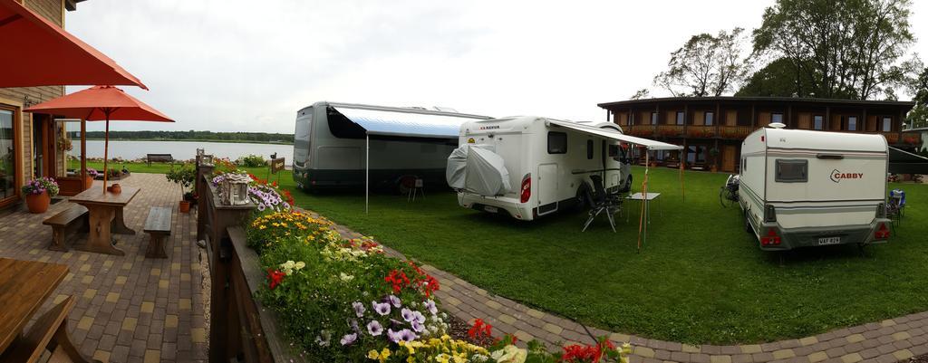 Guest House And Camping Jūrkalne Exteriér fotografie